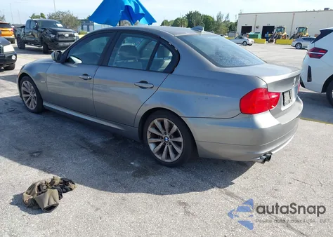 2011 BMW 328I z USA, uszkodzony, nr VIN WBAPH7C56BE675958